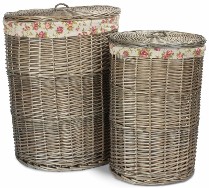 Set of 2 Antique Wash Round Laundry Basket With Garden Rose Lining