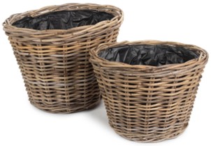 Set of 2 Tapered Rattan Round Planter With Plastic Lining 